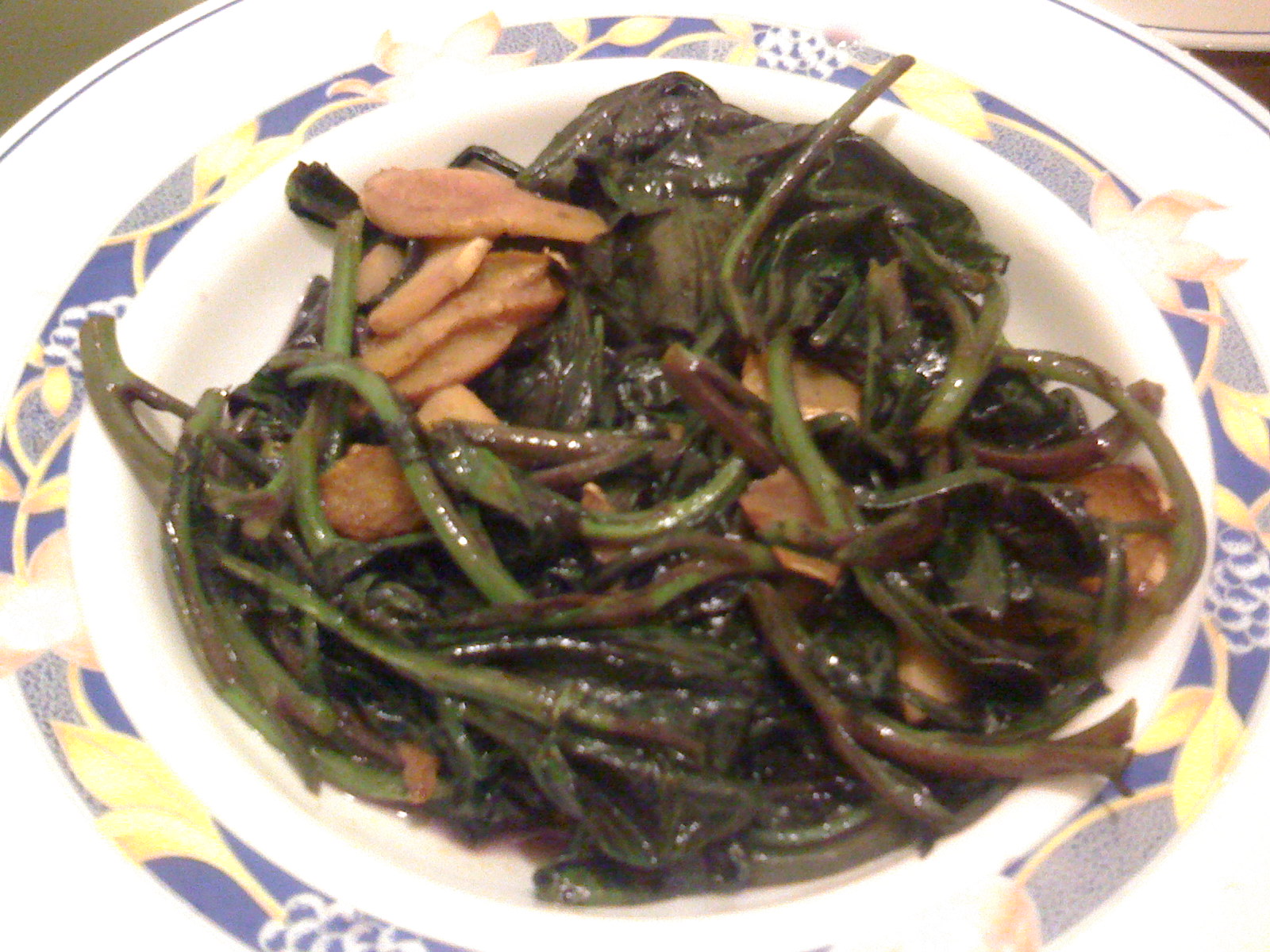 黑麻油炒紅菜 黑麻油炒紅菜
