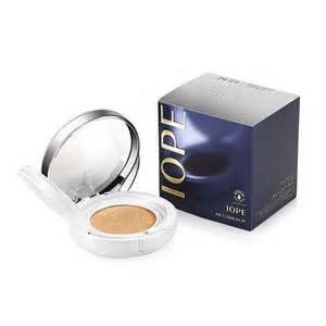 IOPE 氣墊粉餅 SPF50 + / PA+++ ~ 立現韓式輕薄妝容 IOPE 氣墊粉餅 SPF50 + / PA+++ ~ 立現韓式輕薄妝容